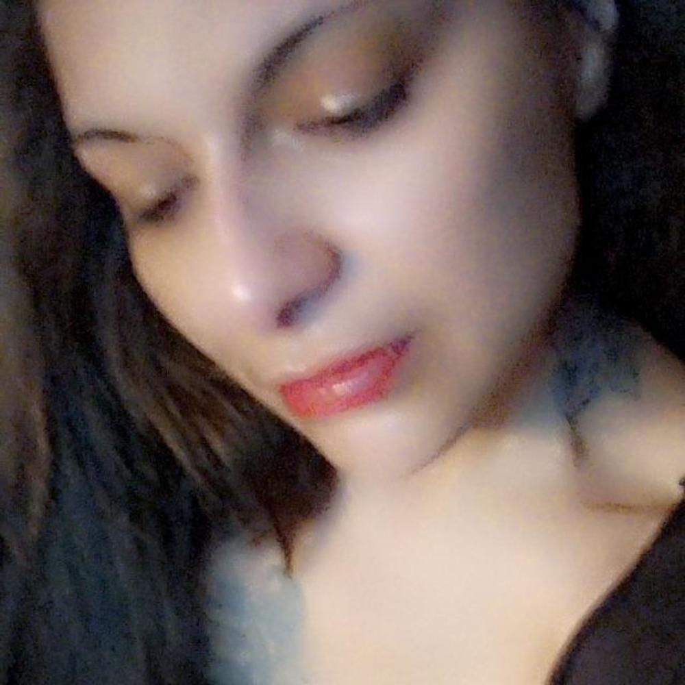 Meet your Posher, Magdalena